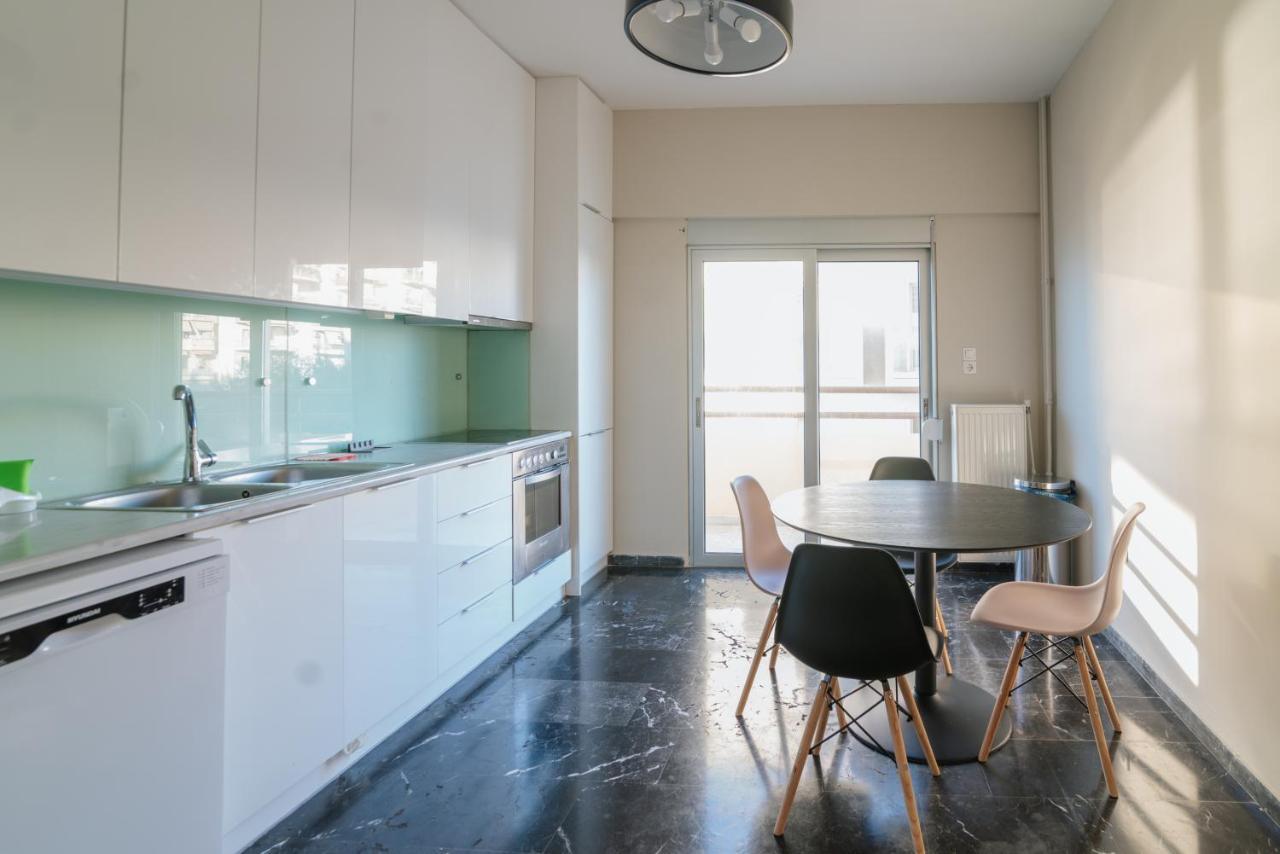 Sea Front Luxury Apartment Πάτρα Εξωτερικό φωτογραφία